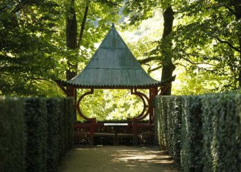 La pagode chinoise d'Eyrignac et ses jardins ©Eric Sander