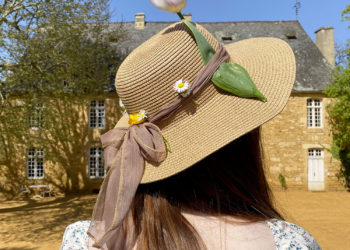 Chapeau fleuri